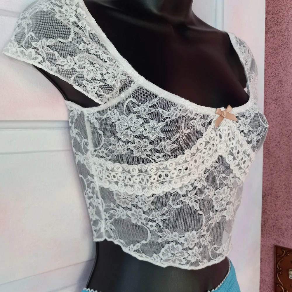 Gorg full lace scoop neck w accent bow crop top! nwot! - Picture 5 of 11